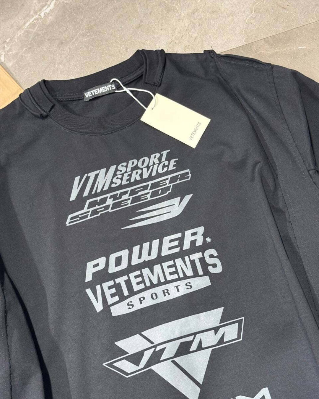 Футболка Vetements Logos — изображение 4