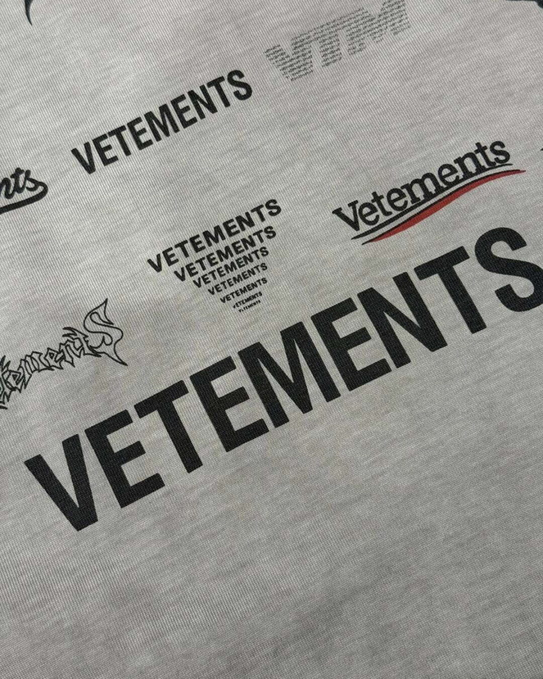Футболка Vetements Logos — изображение 10