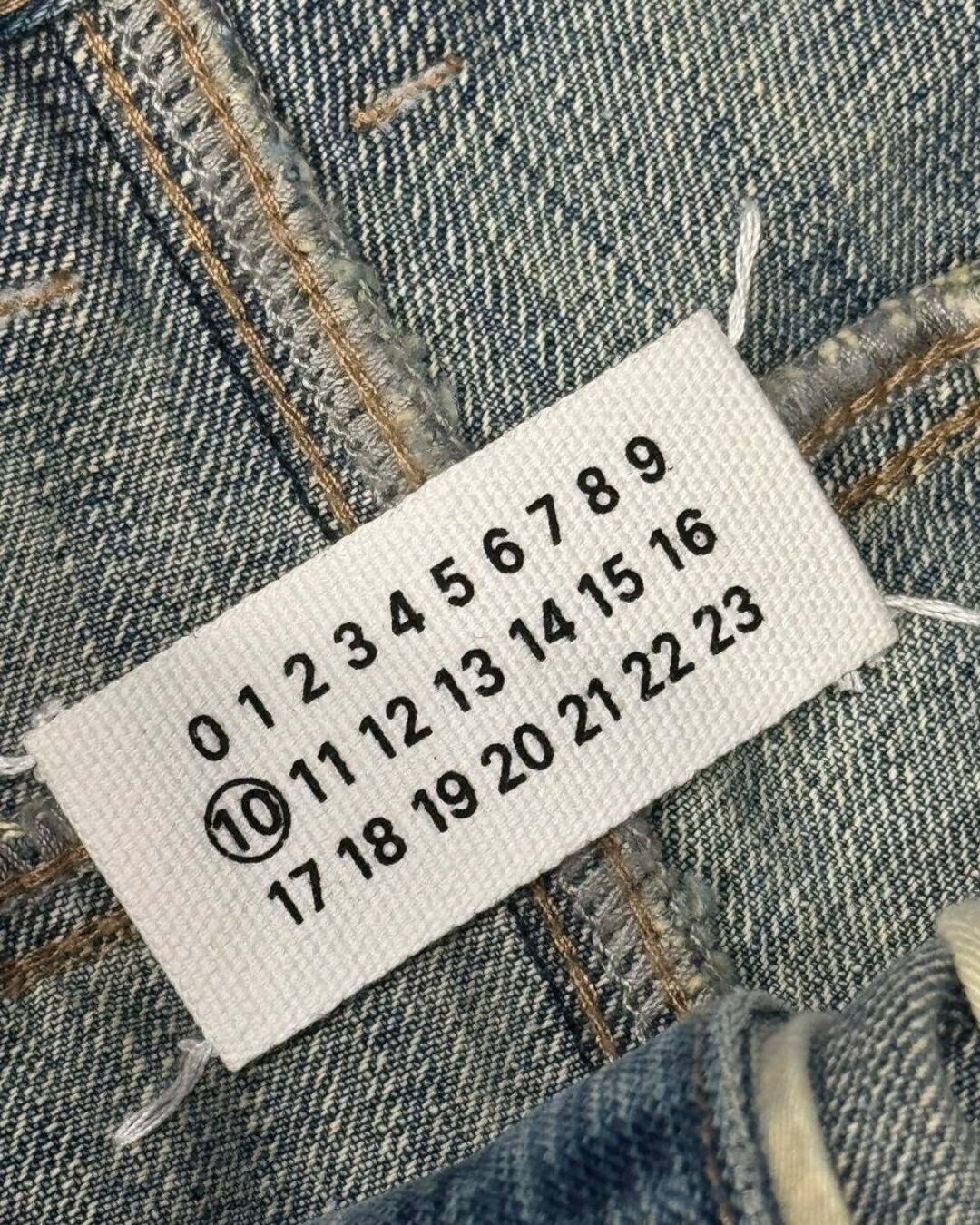 Джинсы Maison Margiela — изображение 8