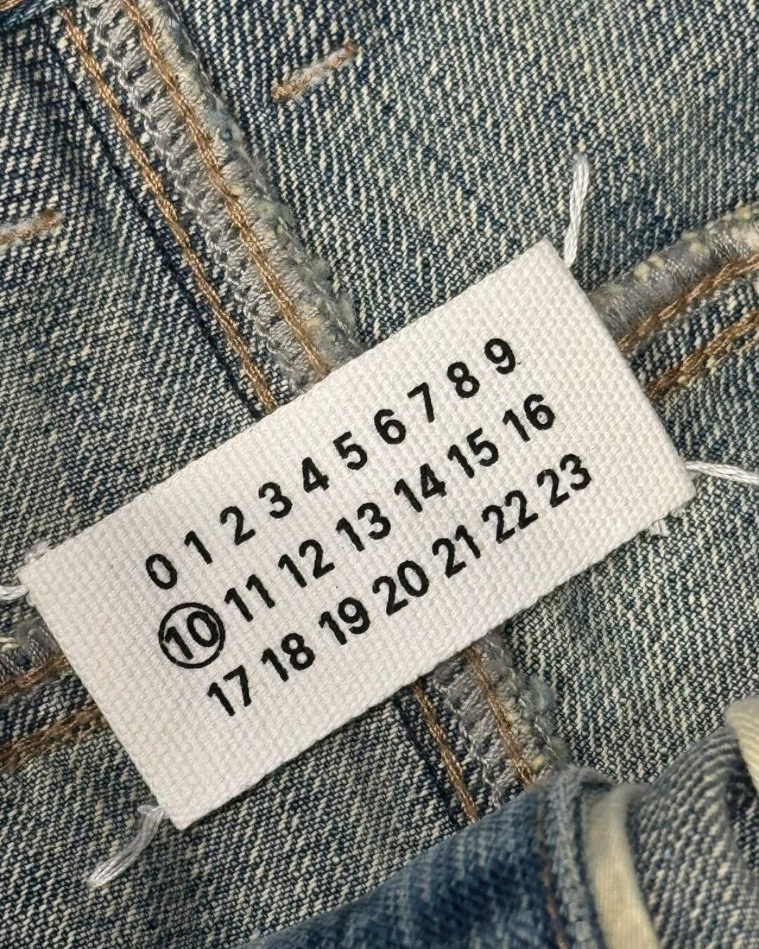 Джинсы Maison Margiela — изображение 8