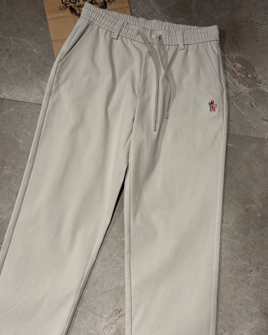 Штаны Moncler — изображение 3