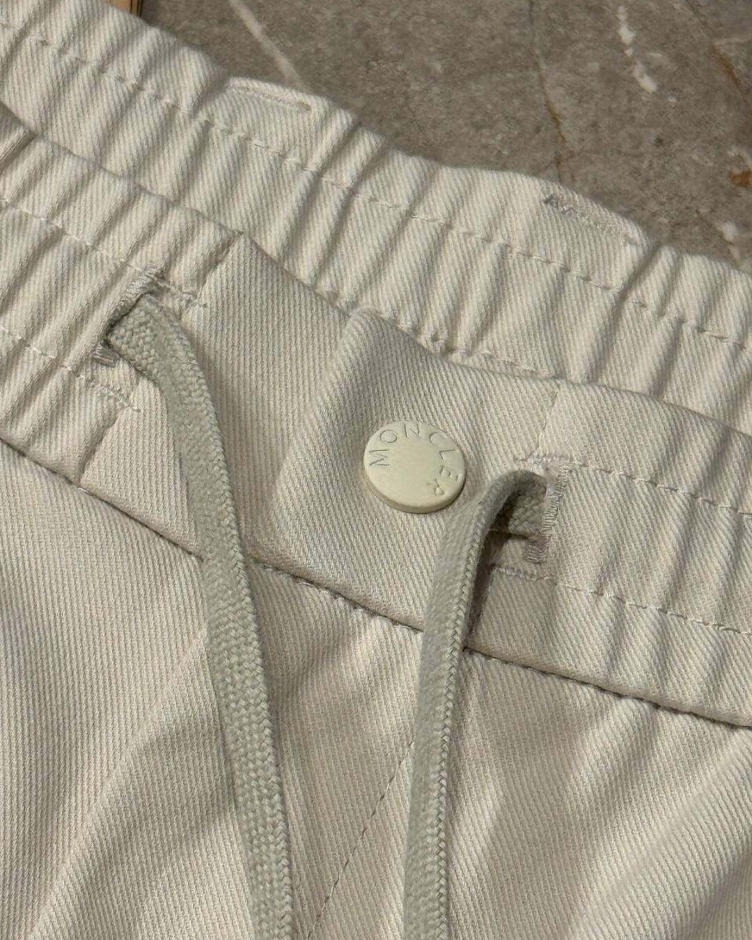 Штаны Moncler — изображение 6