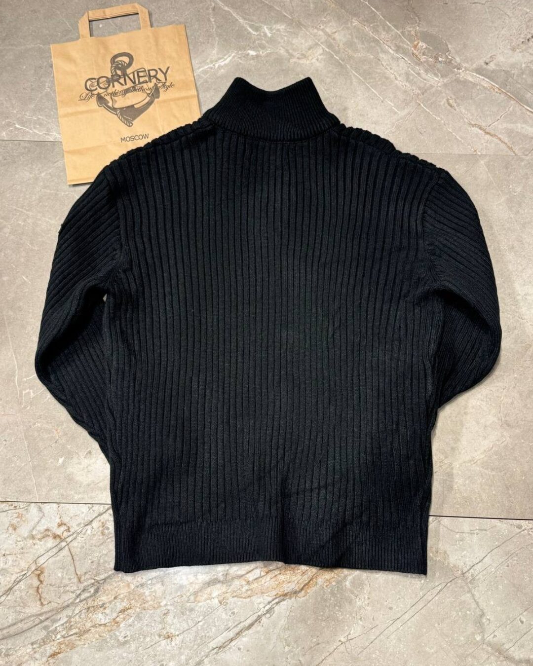 Кофта Balenciaga — изображение 2