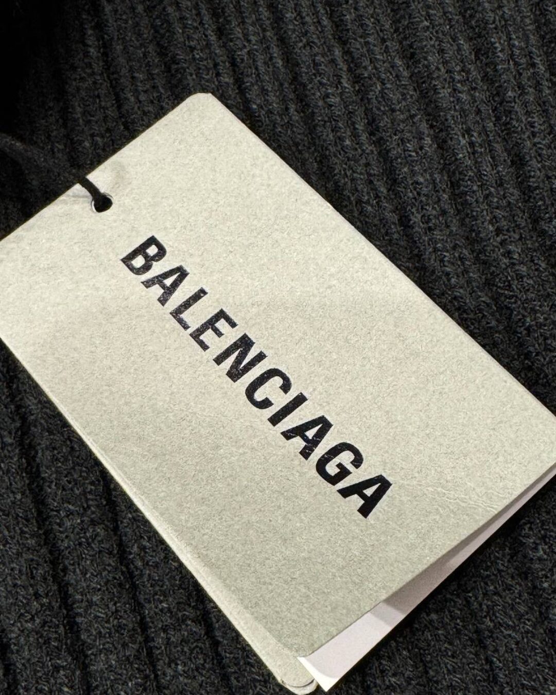 Кофта Balenciaga — изображение 9