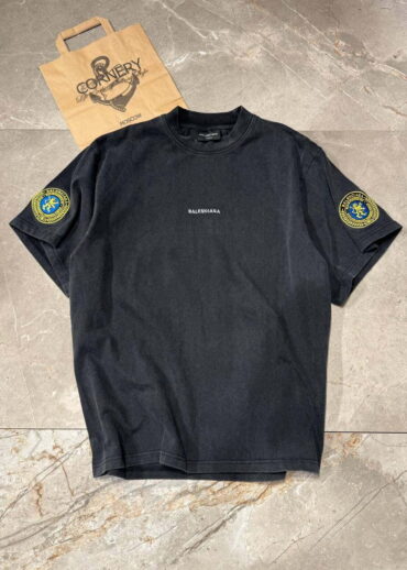 Футболка Balenciaga