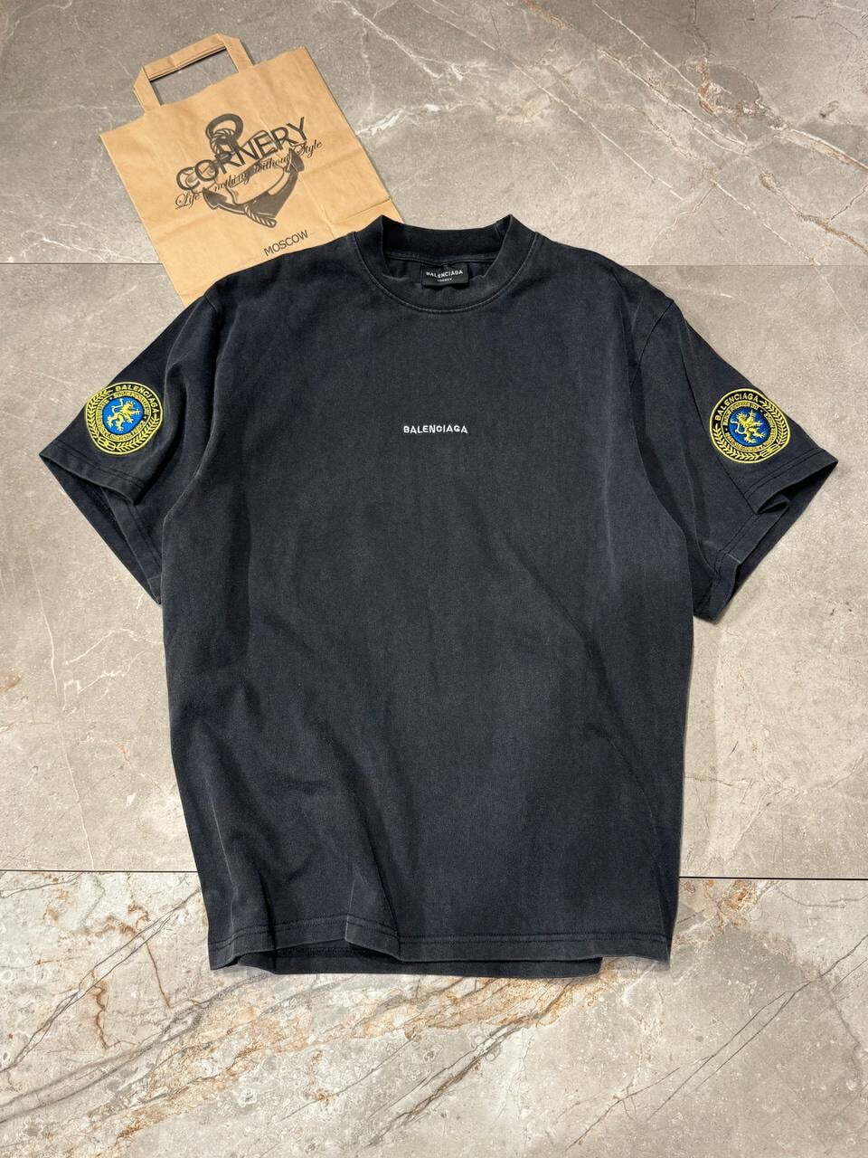Футболка Balenciaga — фото 1