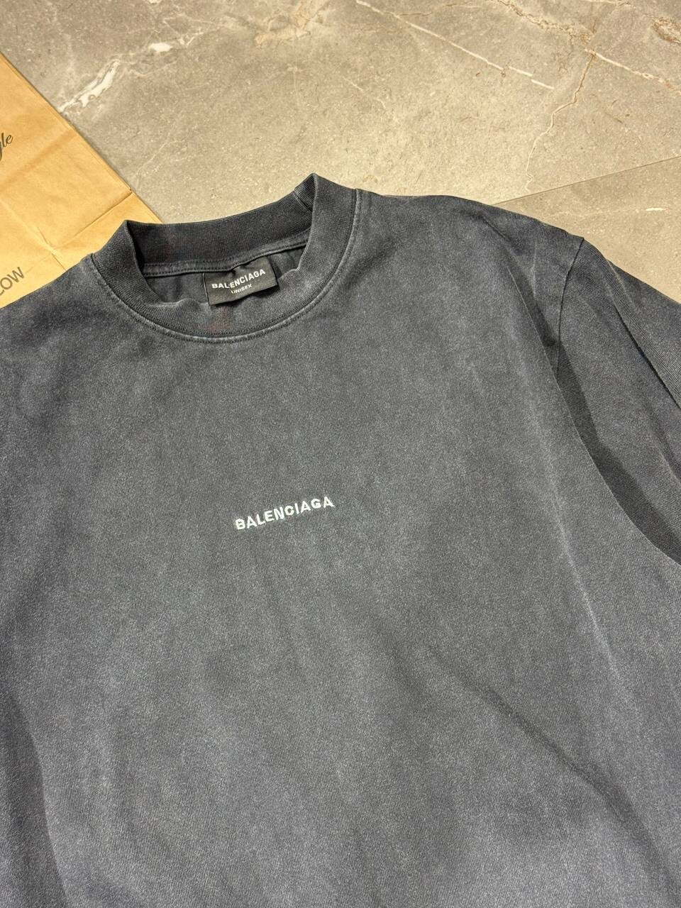 Футболка Balenciaga — фото 4