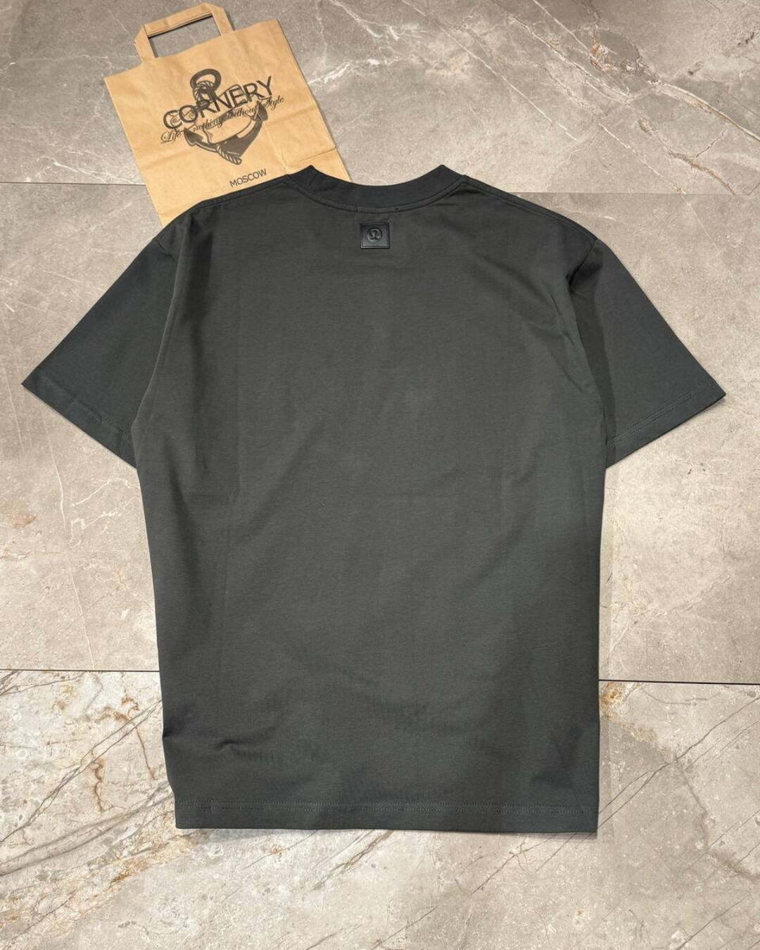 Футболка Lululemon — изображение 2