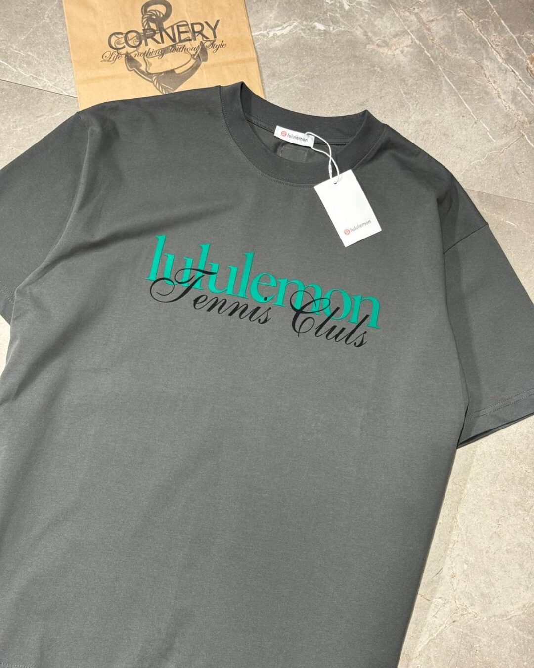 Футболка Lululemon — изображение 5