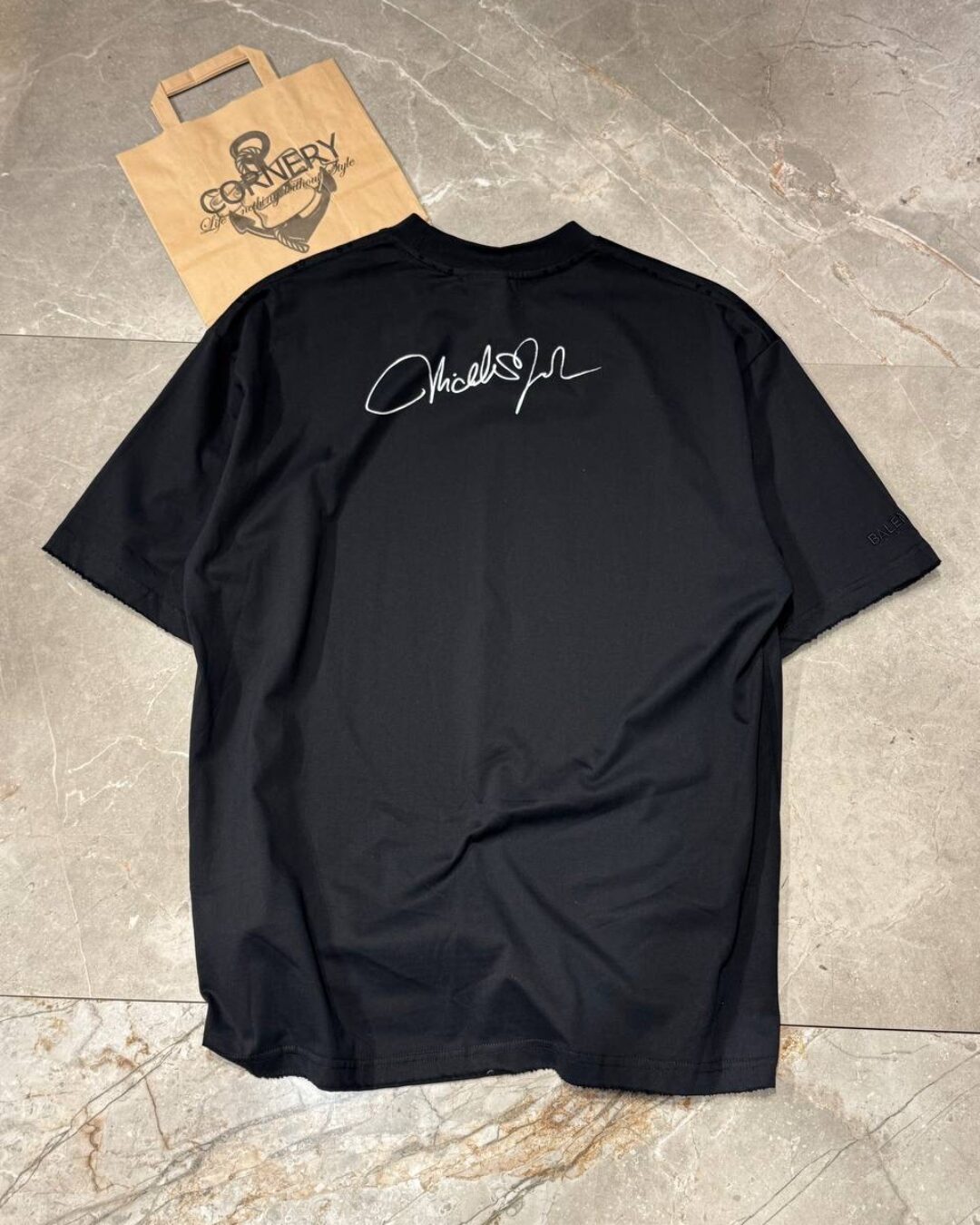 Футболка Balenciaga — изображение 2