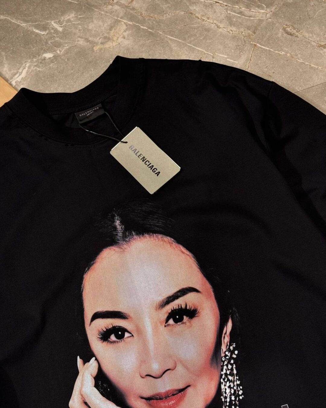 Футболка Balenciaga — изображение 4