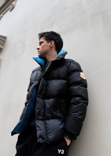 Пуховик Moncler