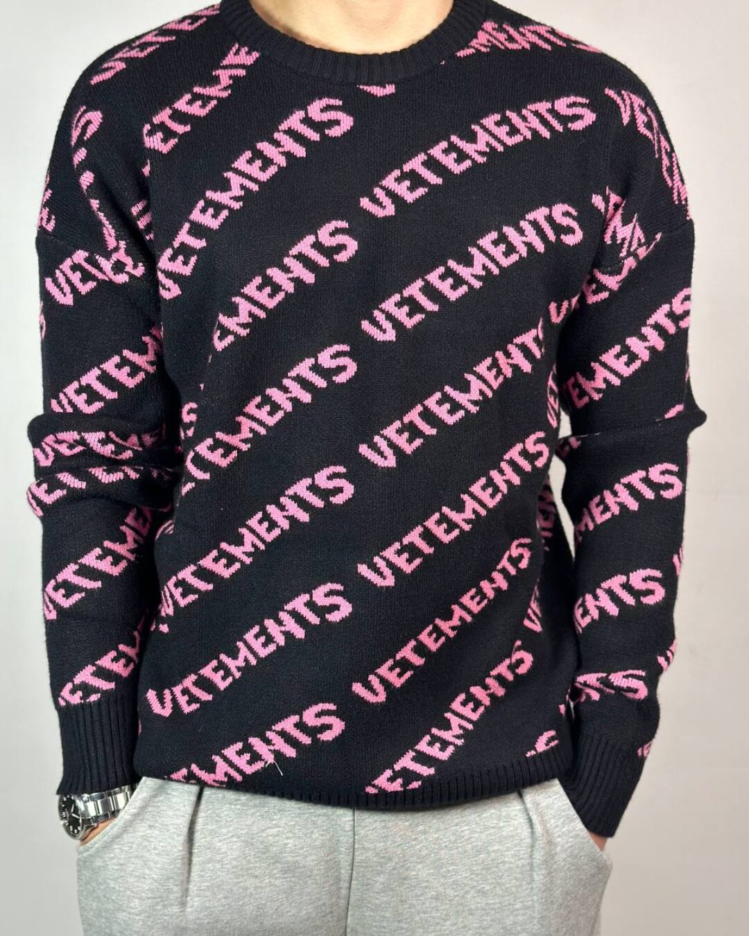 Свитер Vetements — изображение 2