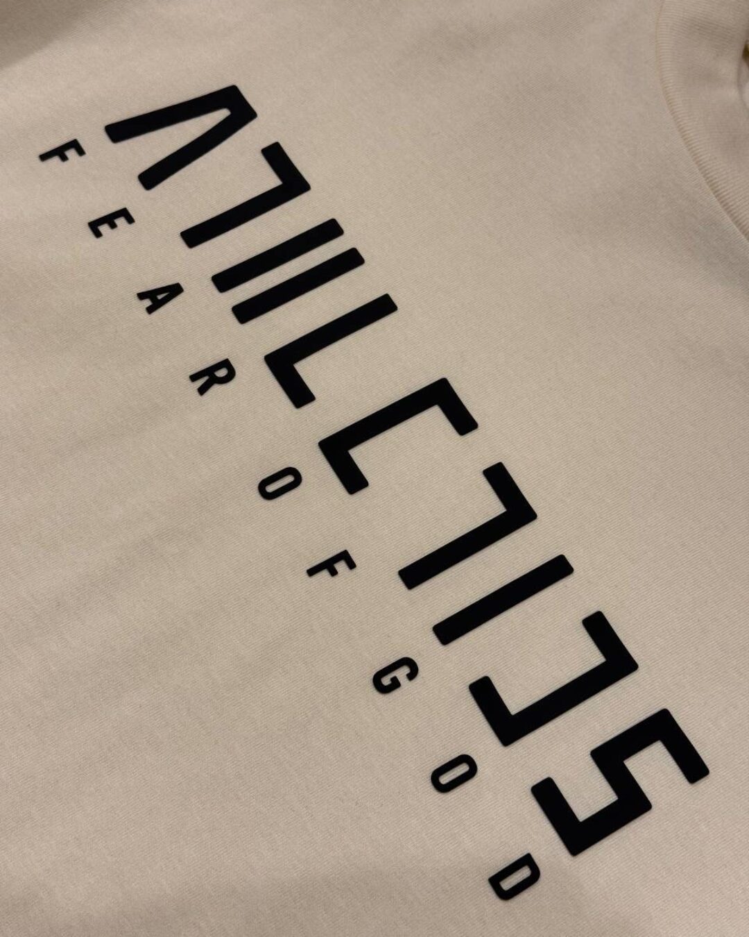 Футболка Fear of God — изображение 4