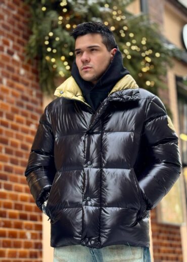 Пуховик Moncler