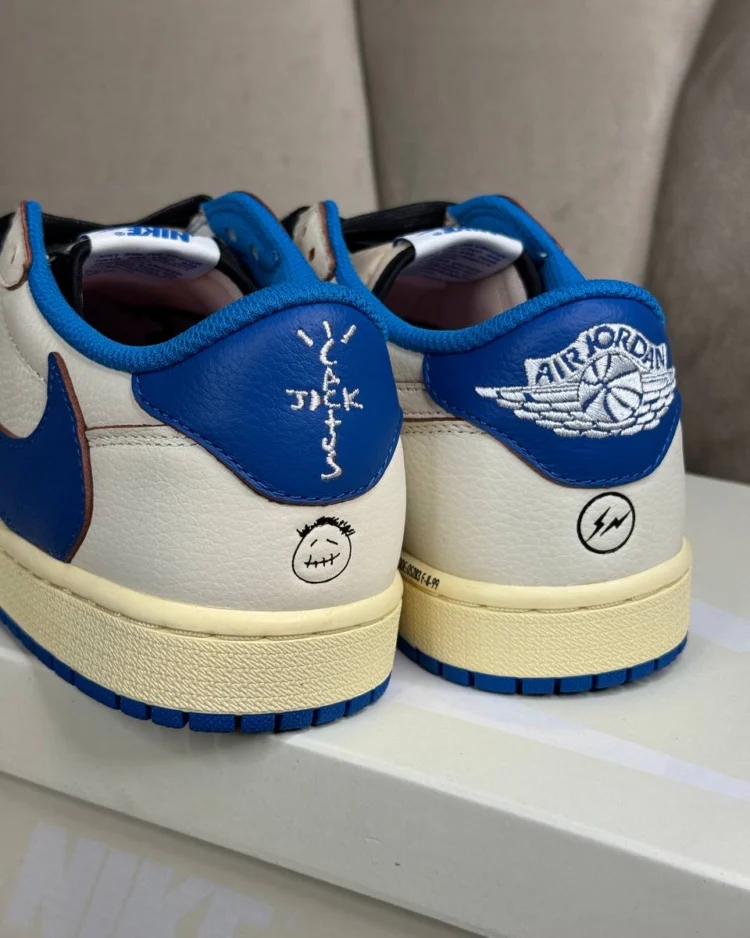 Кеды Fragment Design x Travis Scott x Air Jordan 1 Retro Low S Military Blue — фото 4
