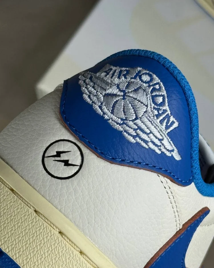 Кеды Fragment Design x Travis Scott x Air Jordan 1 Retro Low S Military Blue — фото 9