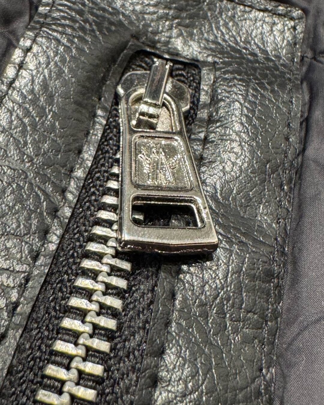 Жилет Moncler — изображение 7