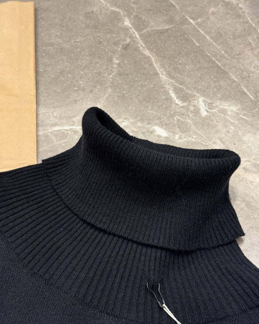 Свитер Vetements — изображение 8