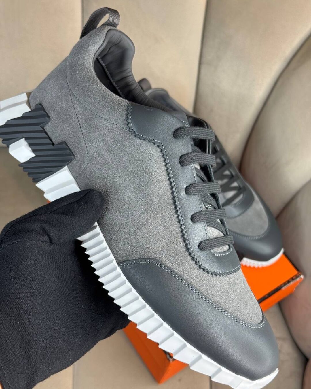 Кроссовки Hermes — изображение 3