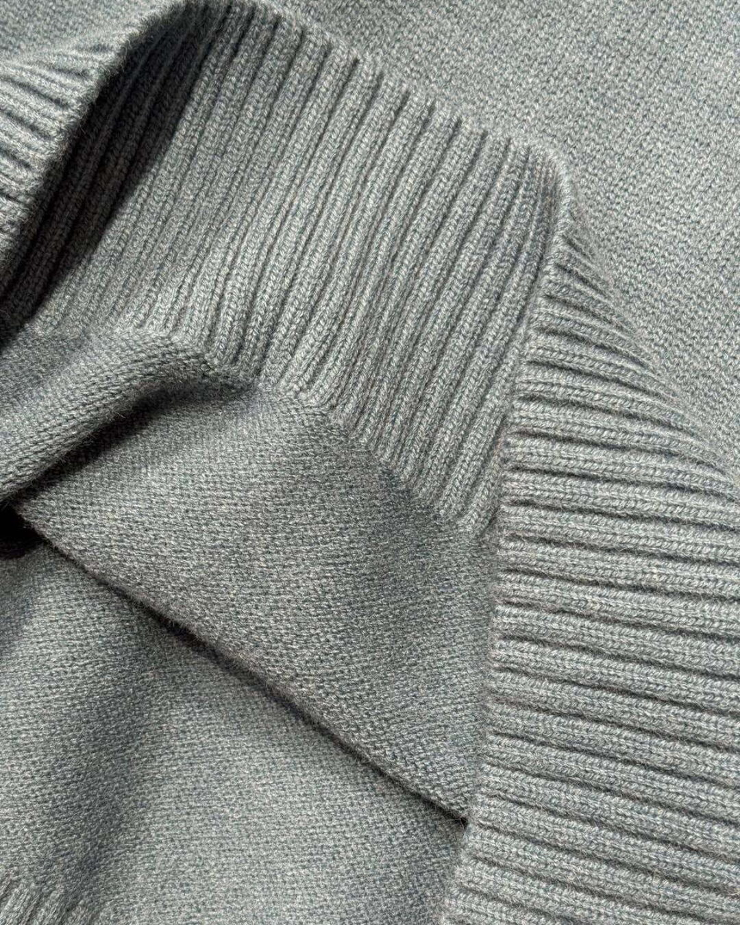 Свитер Ami — изображение 9