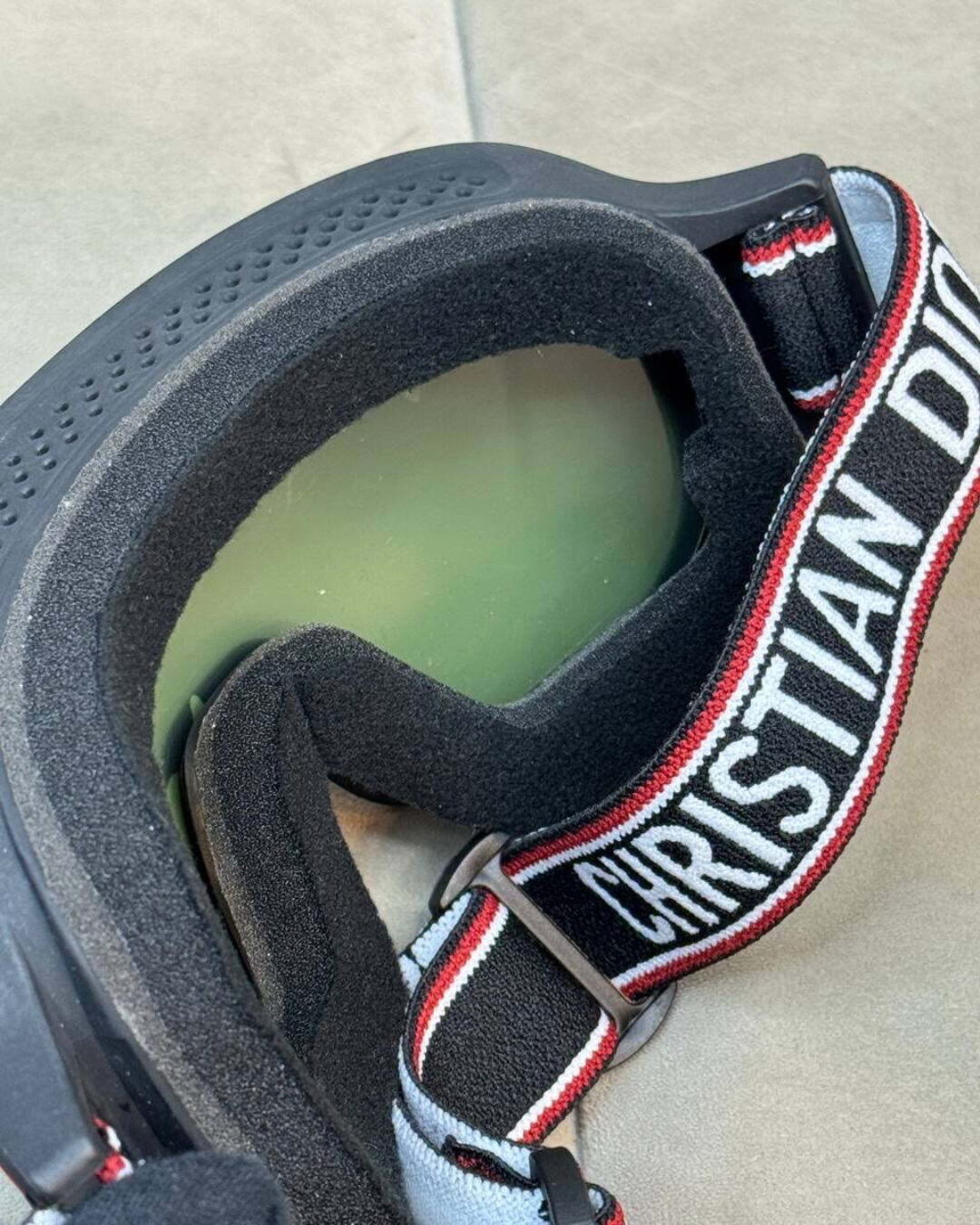 Горнолыжные очки Dior — изображение 9