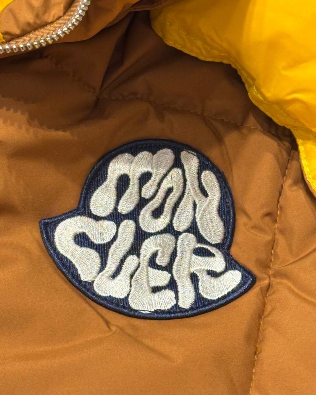 Пуховик Moncler — изображение 8