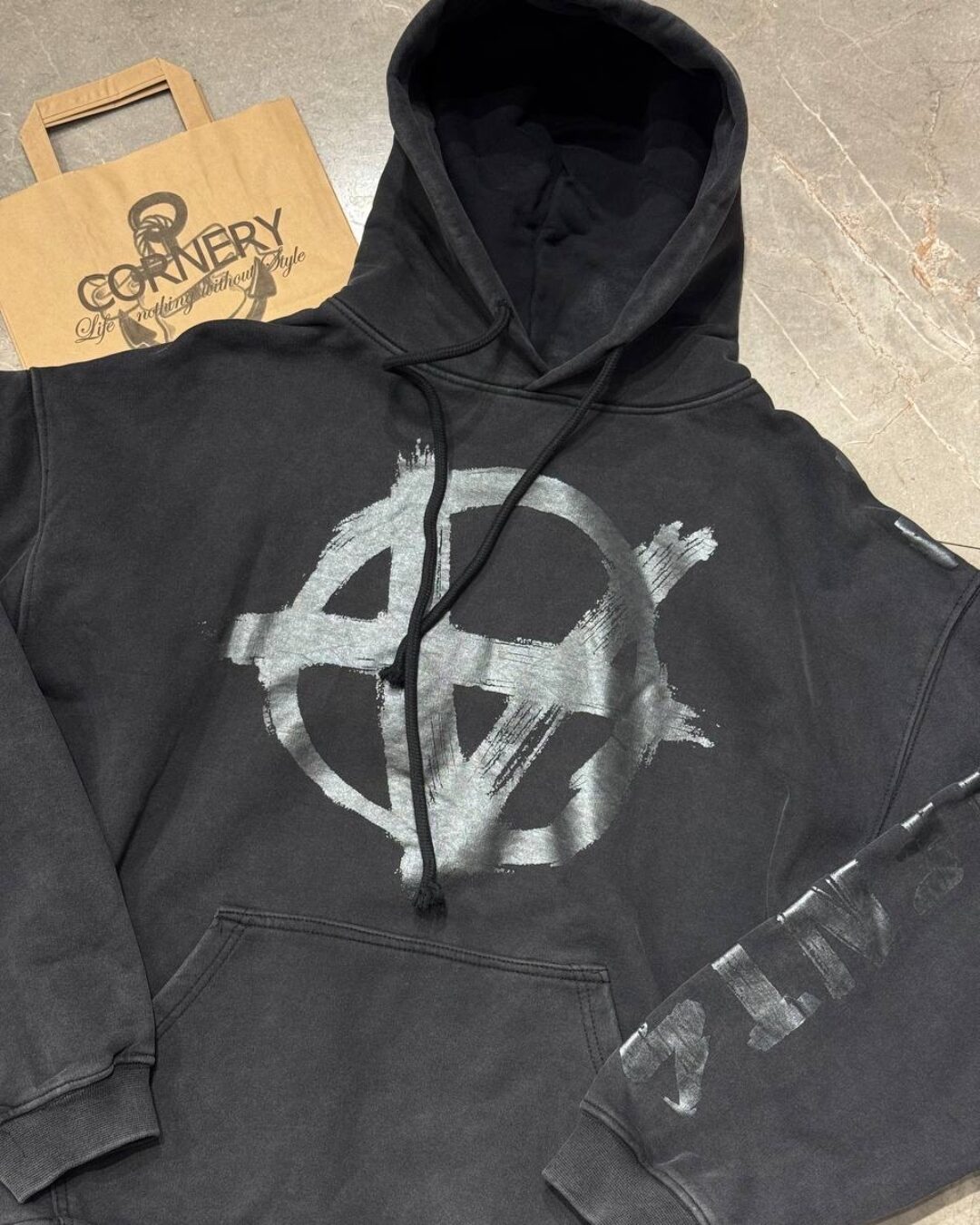 Худи Vetements — изображение 3