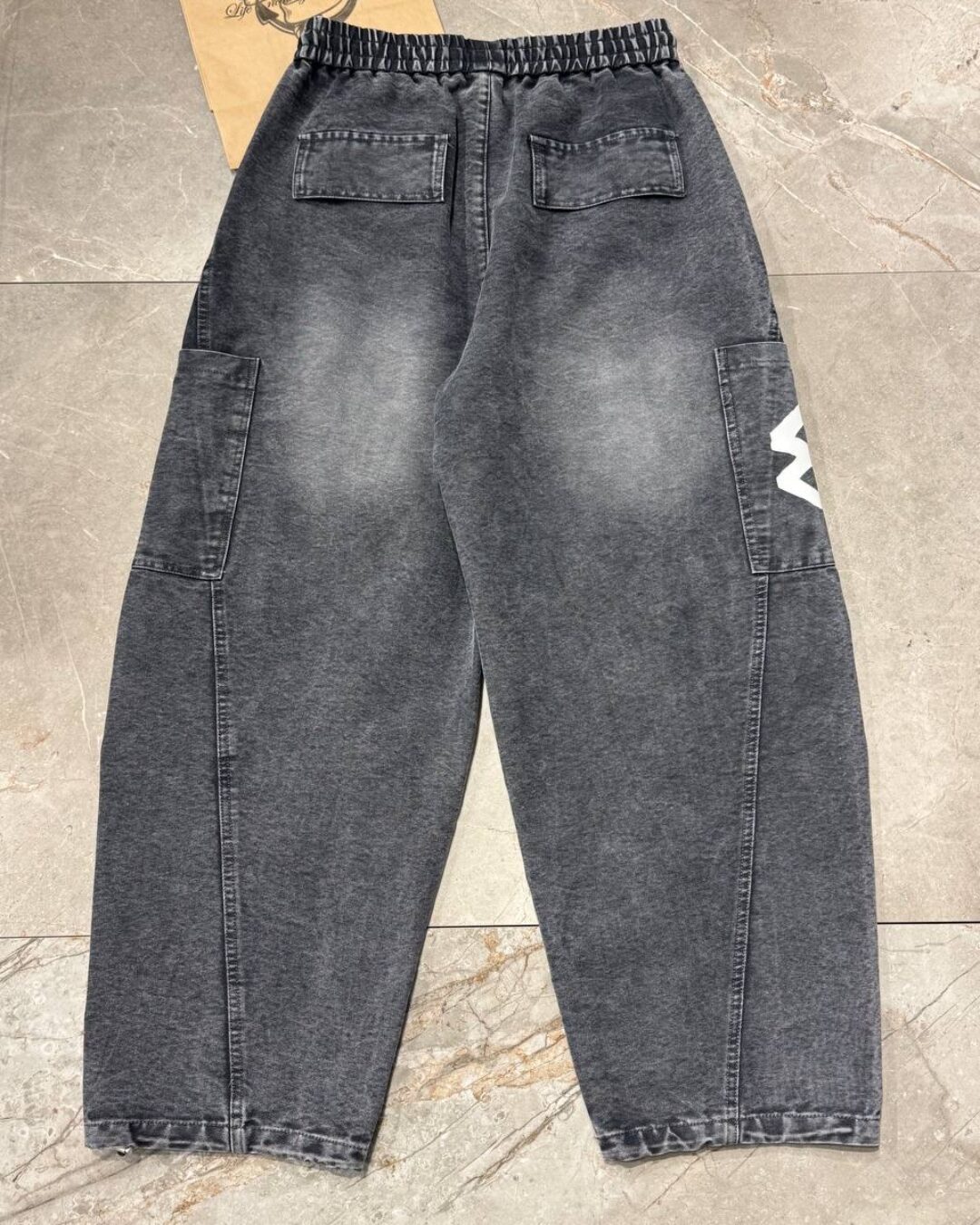 Штаны Balenciaga — изображение 2