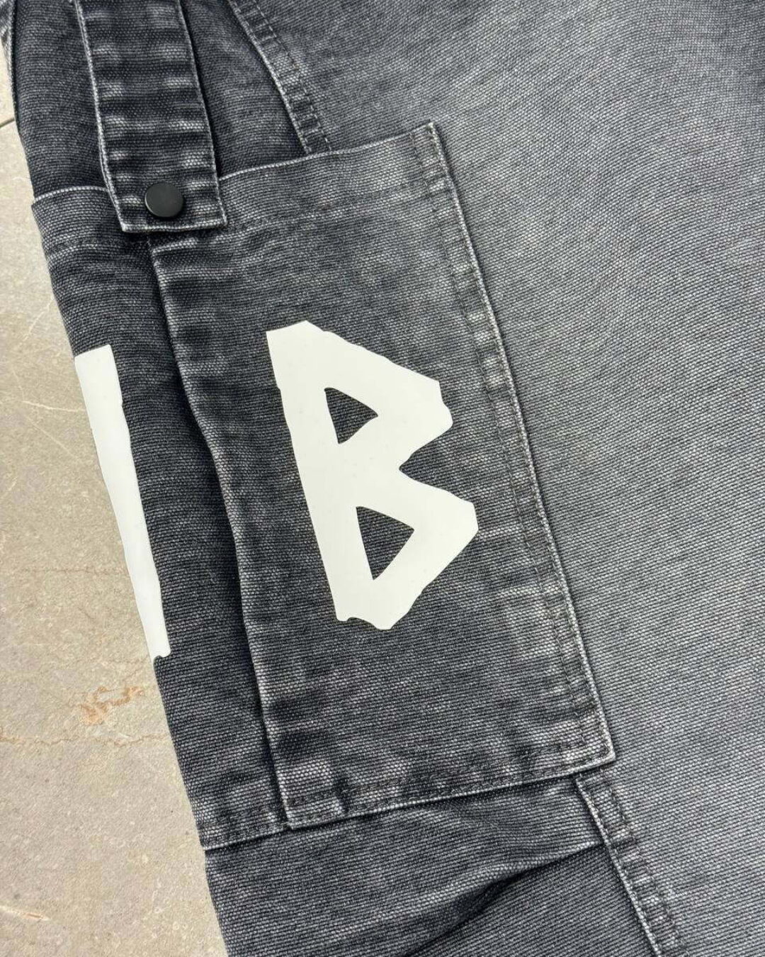 Штаны Balenciaga — изображение 4