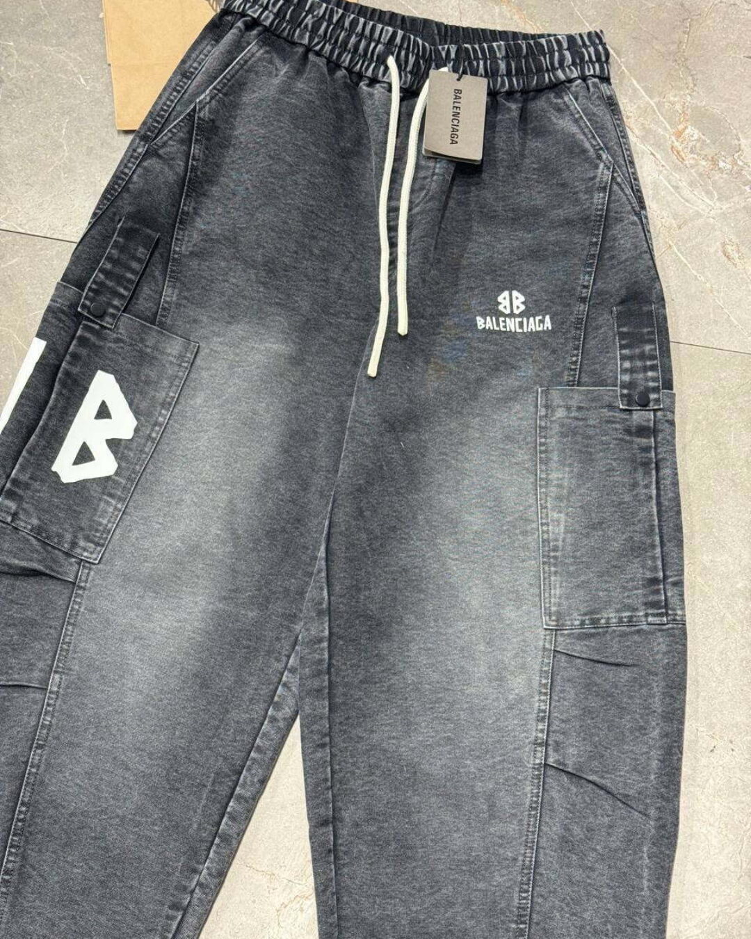 Штаны Balenciaga — изображение 5