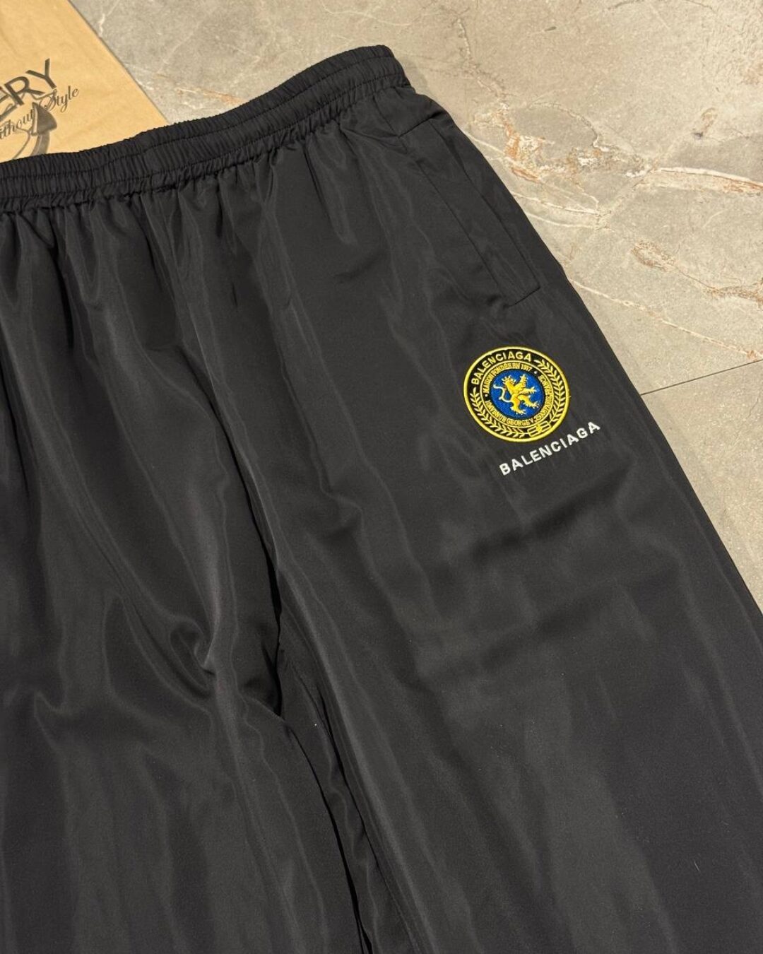 Спортивные Штаны Balenciaga — изображение 3