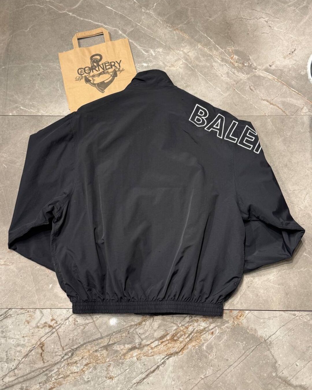 Бомбер Balenciaga — изображение 2