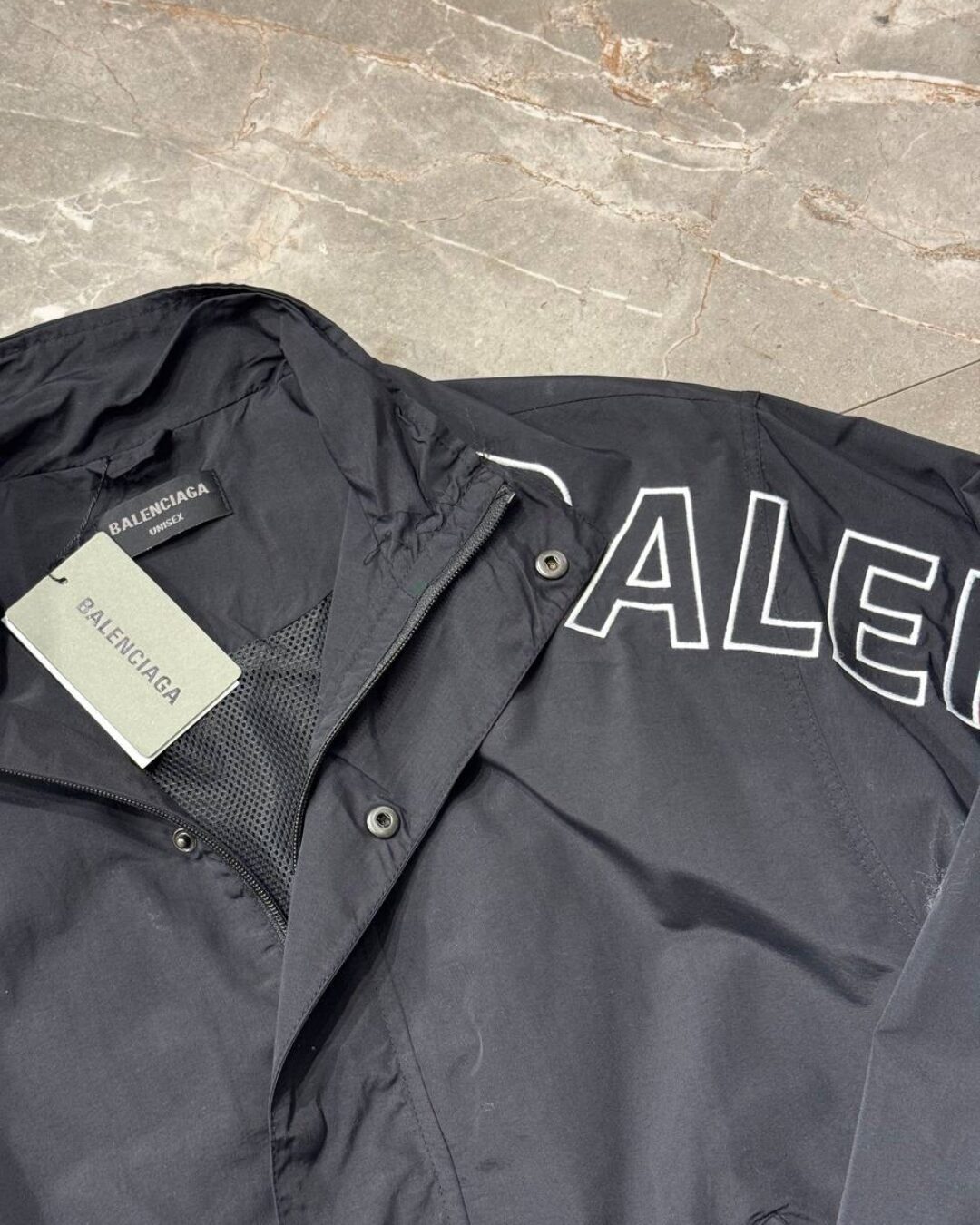 Бомбер Balenciaga — изображение 3