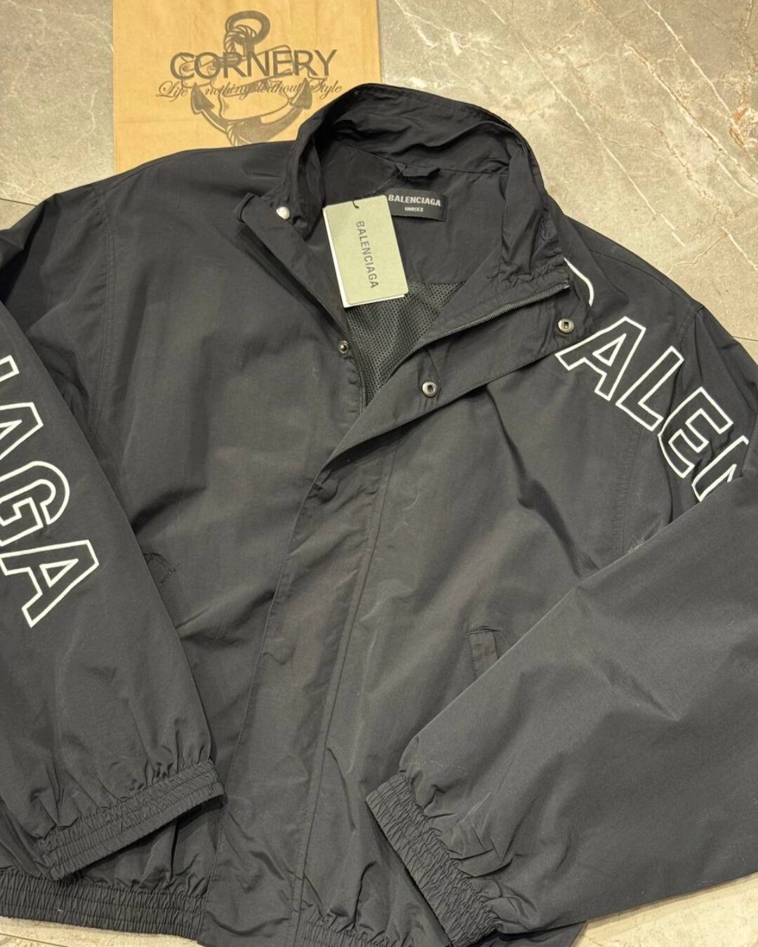 Бомбер Balenciaga — изображение 5