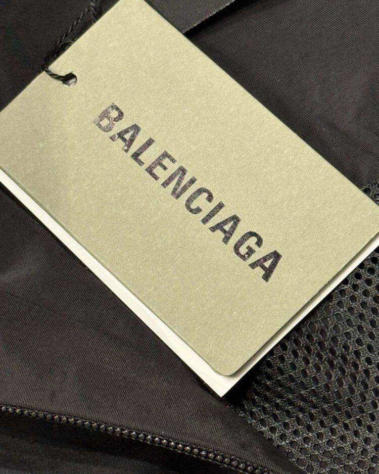 Кофта Balenciaga — фото 8