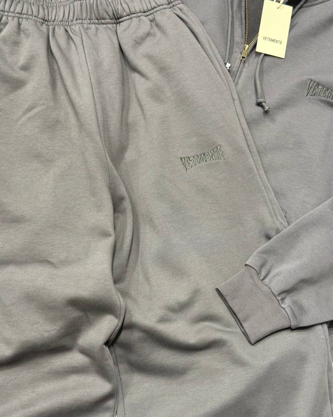 Спортивный костюм Vetements — изображение 5