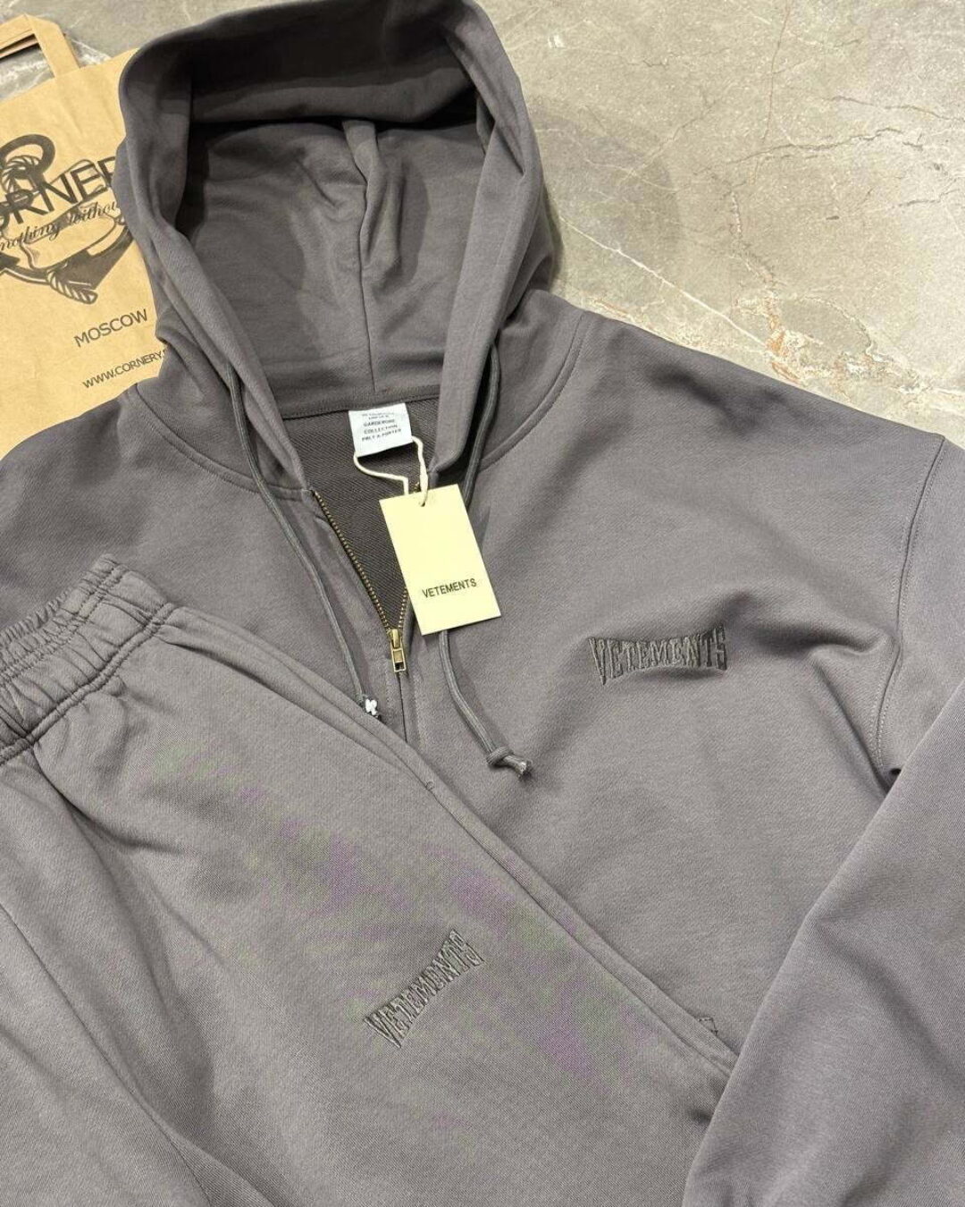 Спортивный костюм Vetements — изображение 6