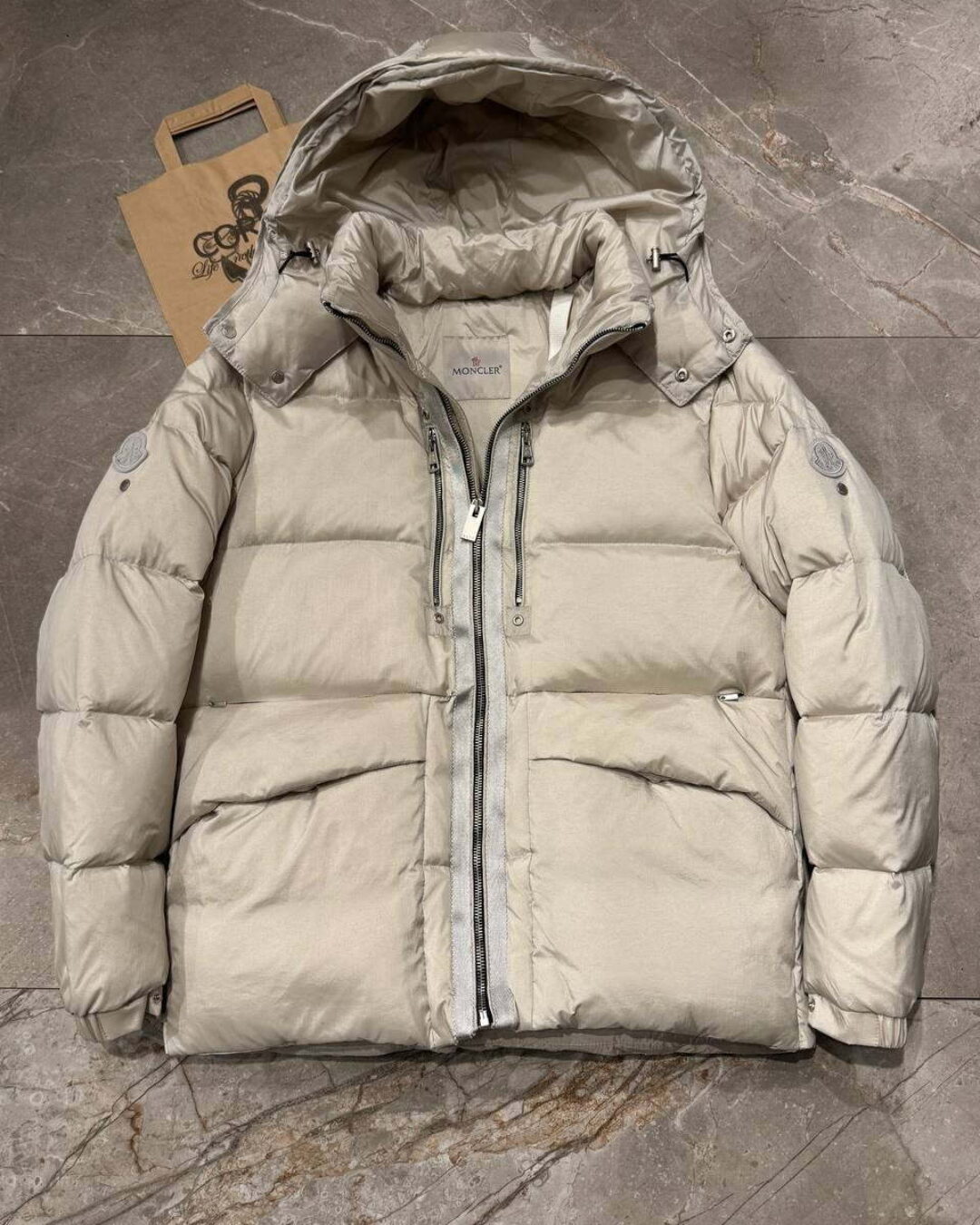Пуховик Moncler — изображение 2