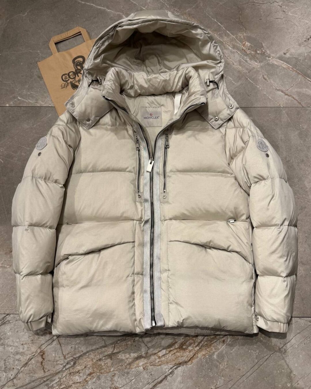 Пуховик Moncler — изображение 2