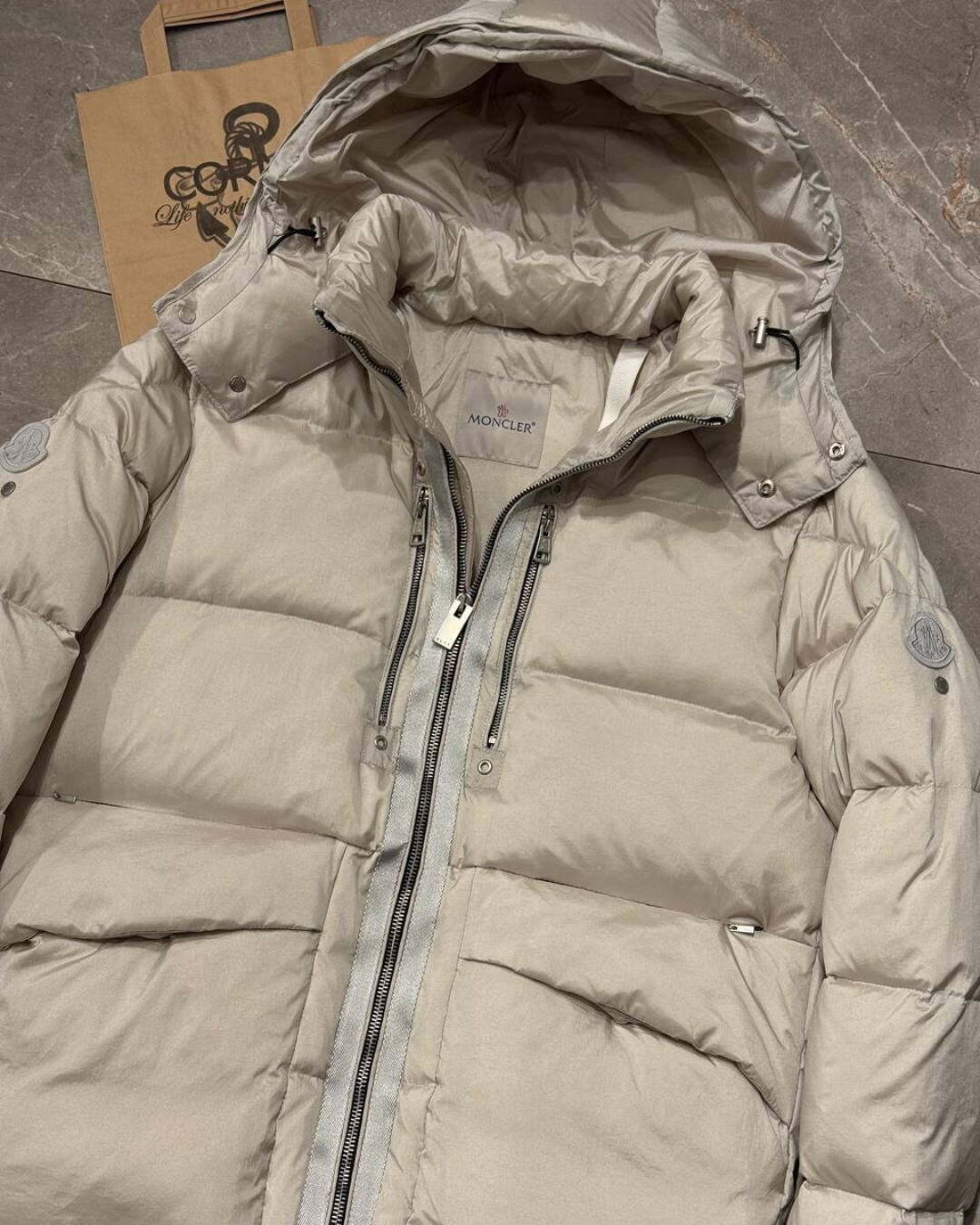Пуховик Moncler — изображение 6