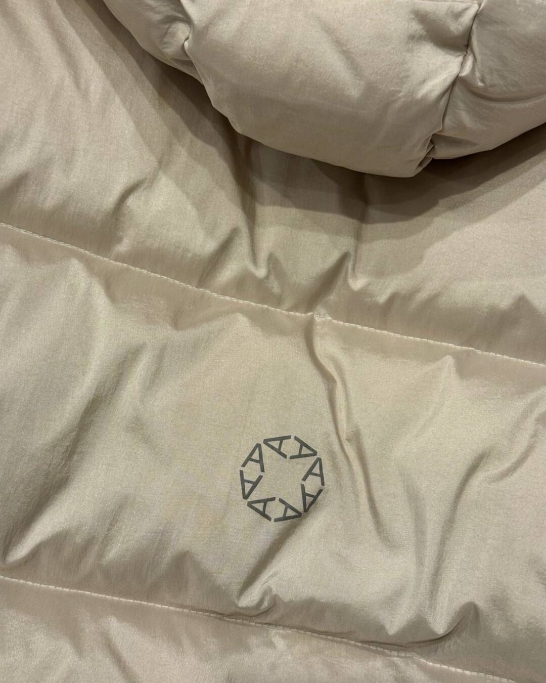 Пуховик Moncler — изображение 7