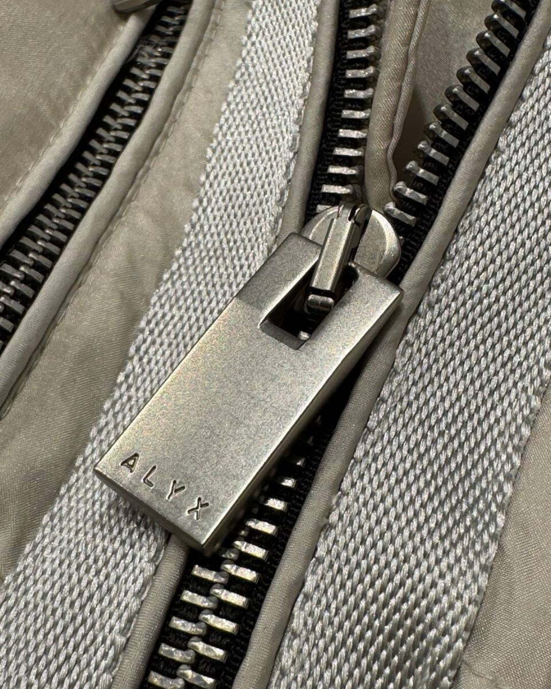 Пуховик Moncler — изображение 9