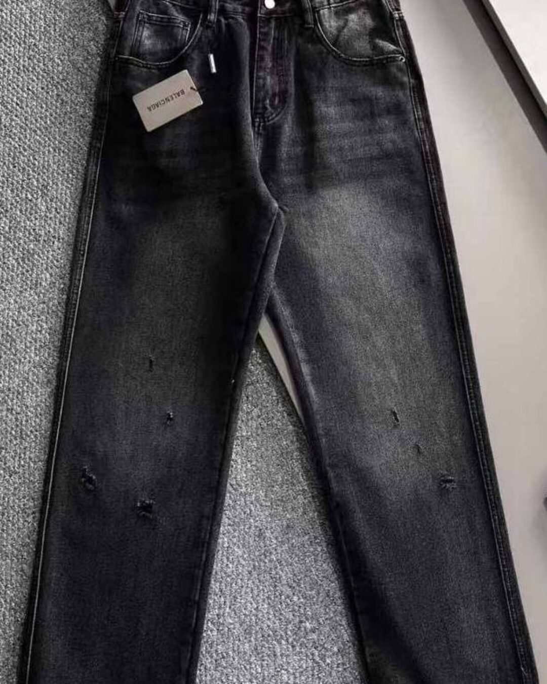 Джинсы Balenciaga — изображение 9