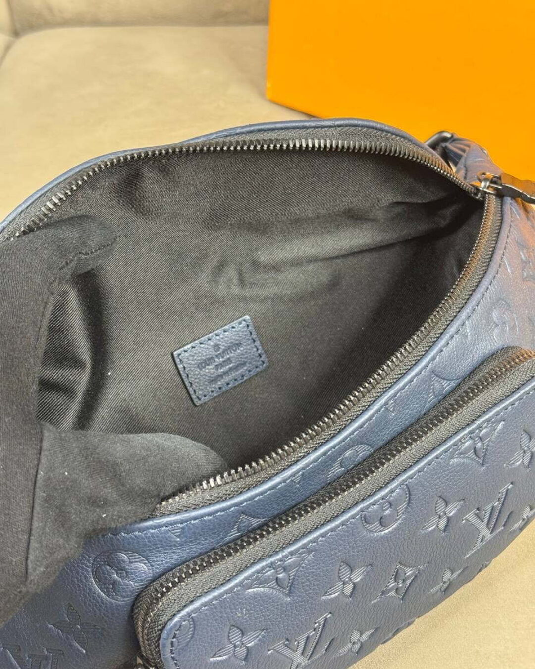 Сумка Louis Vuitton Rush — изображение 4