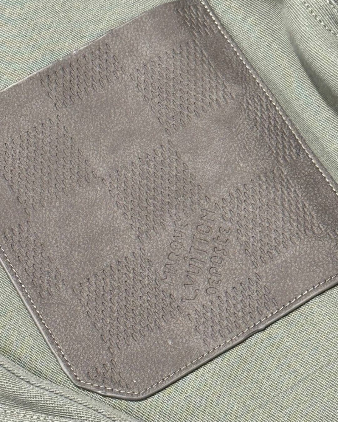 Костюм Louis Vuitton — изображение 6