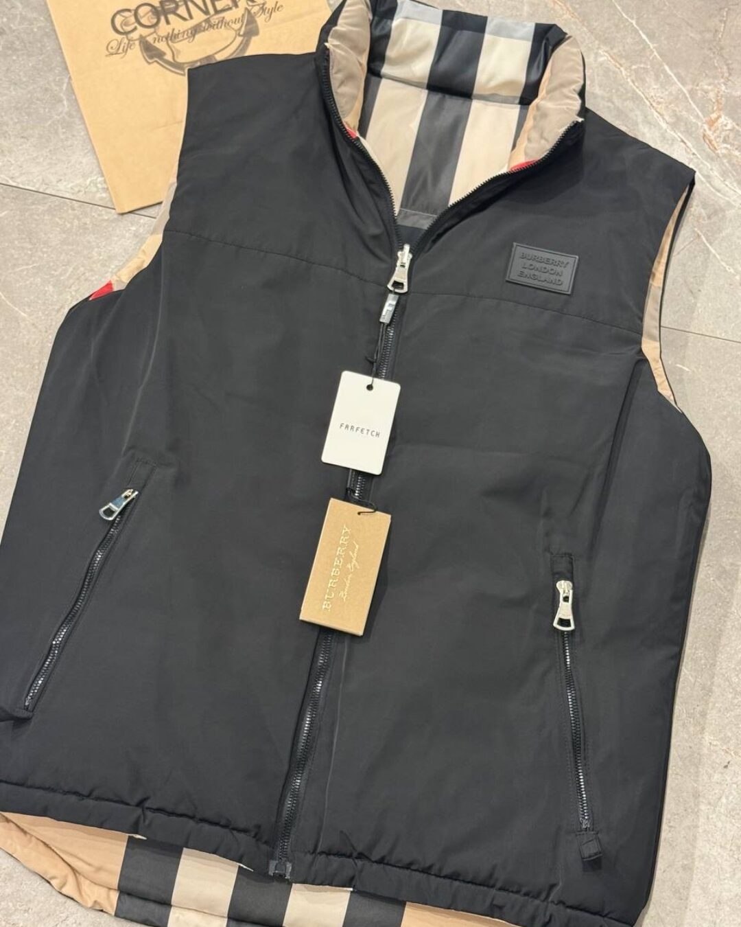 Жилет Burberry — изображение 6