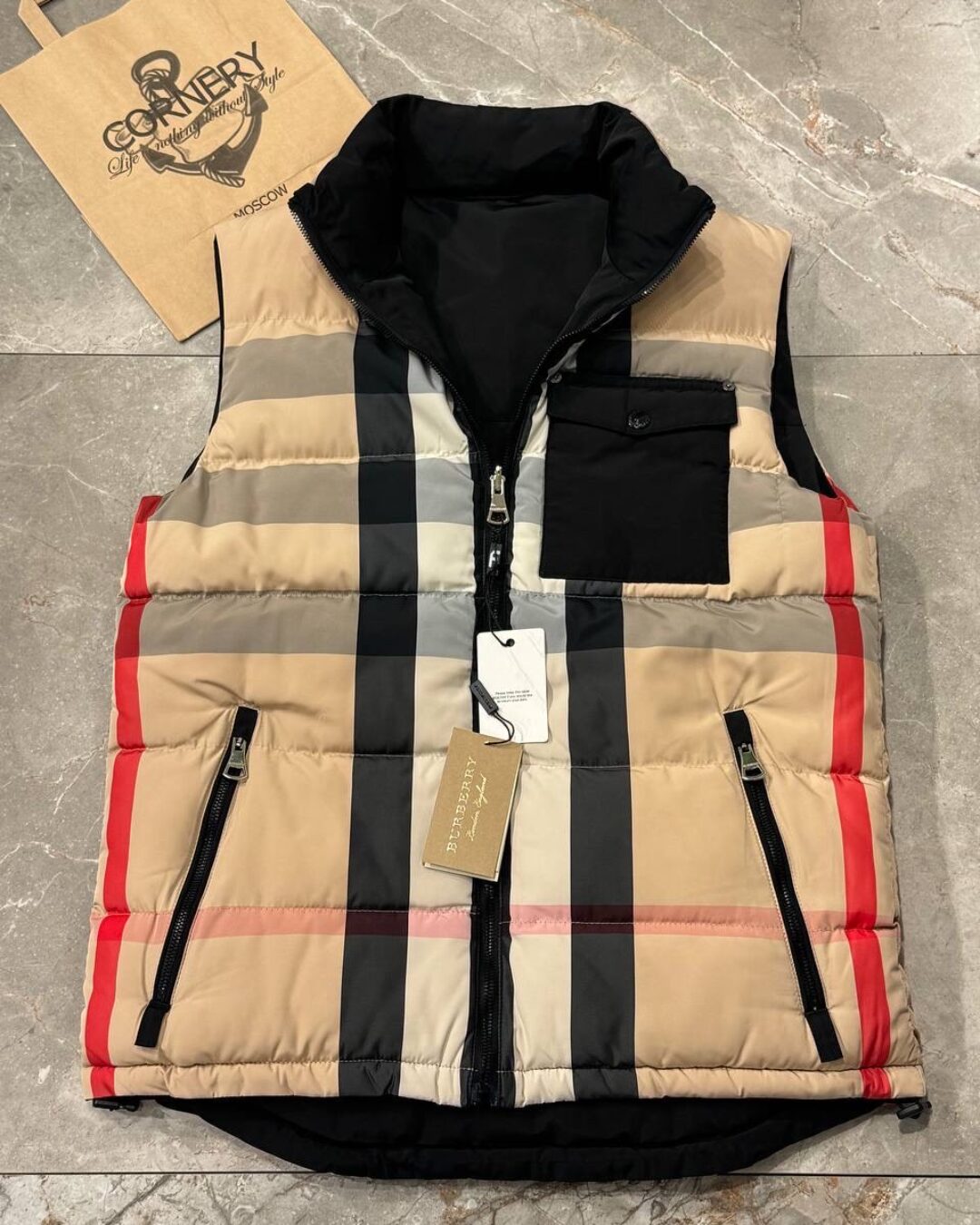 Жилет Burberry — изображение 2