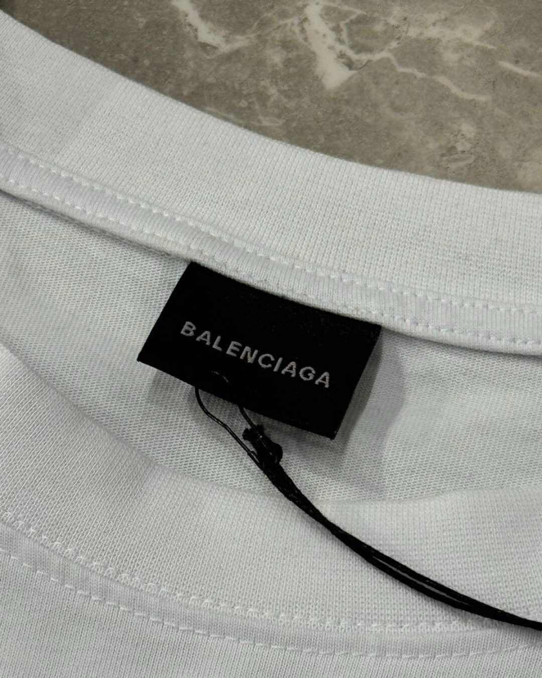 Футболка Balenciaga — изображение 7