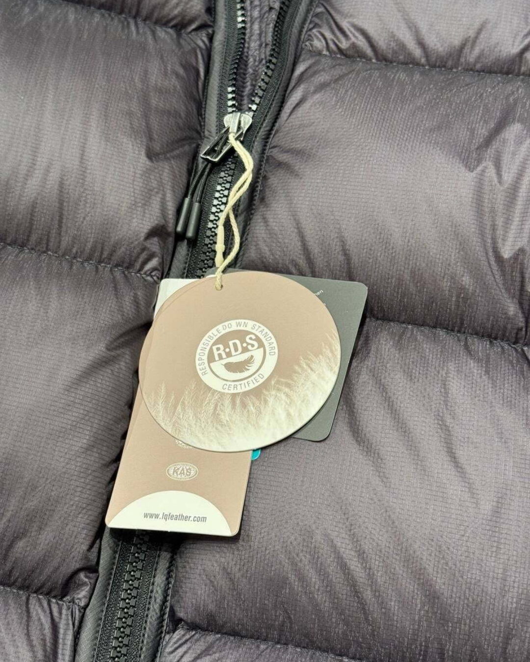 Пуховик Moncler — изображение 6